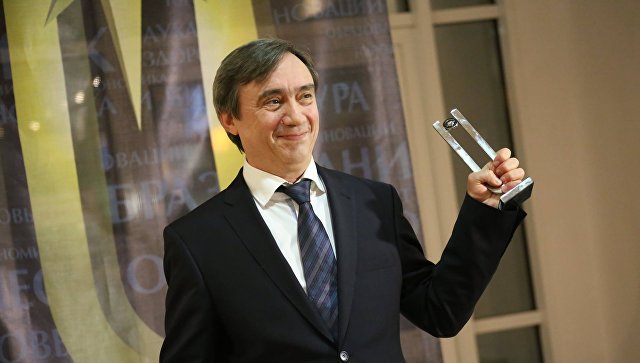 Академик Ткачев на церемонии Человек года-2016 в Троицке