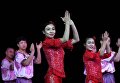 Артисты Императорского Пекинского цирка во время выступления в Вегас Сити Холле Артисты Императорского Пекинского цирка во время выступления в Вегас Сити Холле