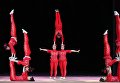 Артисты Императорского Пекинского цирка во время выступления в Вегас Сити Холле Артисты Императорского Пекинского цирка во время выступления в Вегас Сити Холле