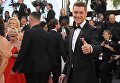 Музыкант Алексей Воробьев на красной дорожке церемонии открытия 70-го Каннского международного кинофестиваля Музыкант Алексей Воробьев на красной дорожке церемонии открытия 70-го Каннского международного кинофестиваля