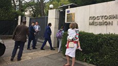 Приезд делегации ВКП сирийской оппозиции на встречу с замглавы МИД РФ Геннадием Гатиловым в постпредство РФ при женевском отделении ООН Приезд делегации ВКП сирийской оппозиции на встречу с замглавы МИД РФ Геннадием Гатиловым в постпредство РФ при женевском отделении ООН