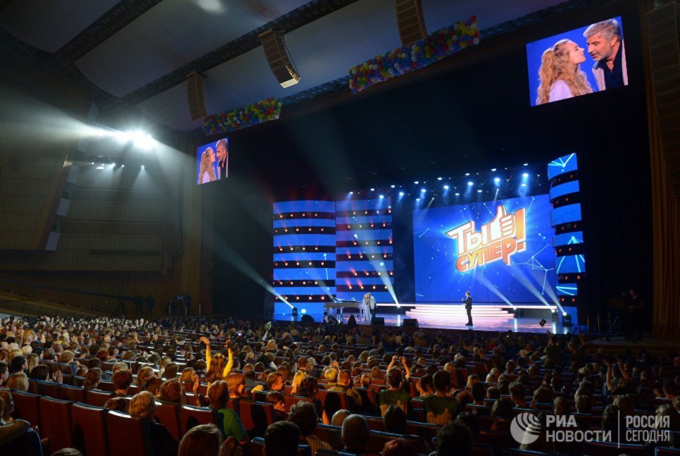 Финал шоу Ты супер! в Государственном Кремлевском дворце Финал шоу Ты супер! в Государственном Кремлевском дворце