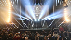 Зрители перед началом финального этапа гранд-финала по World of Tanks в комплексе ВТБ Ледовый дворец в Москве Зрители перед началом финального этапа гранд-финала по World of Tanks в комплексе ВТБ Ледовый дворец в Москве