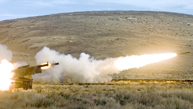 Американская высокомобильная ракетно-артиллерийская система оперативно-тактического назначения HIMARS. Архивное фото Американская высокомобильная ракетно-артиллерийская система оперативно-тактического назначения HIMARS. Архивное фото