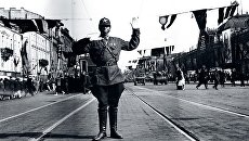 Выставка Братья Хенкины: открытие. Люди Ленинграда и Берлина 1920—1930-х годов в Эрмитаже Выставка Братья Хенкины: открытие. Люди Ленинграда и Берлина 1920—1930-х годов в Эрмитаже