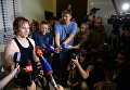 Канатоходец Максим Кагин, прошедший по стропе, натянутой на высоте 126 метров между двумя небоскребами жилого комплекса Чемпион Парк в Екатеринбурге, отвечает на вопросы журналистов Канатоходец Максим Кагин, прошедший по стропе, натянутой на высоте 126 метров между двумя небоскребами жилого комплекса Чемпион Парк в Екатеринбурге, отвечает на вопросы журналистов