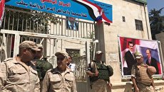 Раздача гуманитарного груза сирийским детям в народном центре по лечению заболеваний крови в Алеппо. Архивное фото Раздача гуманитарного груза сирийским детям в народном центре по лечению заболеваний крови в Алеппо. Архивное фото