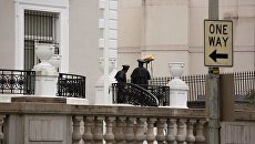 В торгпредстве России в Вашингтоне проходят обыски. 2 сентября 2017 В торгпредстве России в Вашингтоне проходят обыски. 2 сентября 2017