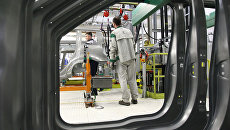 В одном из цехов Горьковского автомобильного завода Группы ГАЗ. Архивное фото В одном из цехов Горьковского автомобильного завода Группы ГАЗ. Архивное фото