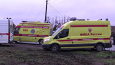 Кареты скорой помощи на месте столкновения пассажирского автобуса c поездом на железнодорожном переезде во Владимирской области. 6 октября 2017 Кареты скорой помощи на месте столкновения пассажирского автобуса c поездом на железнодорожном переезде во Владимирской области. 6 октября 2017