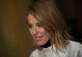 Телеведущая Ксения Собчак на показе коллекции одежды дизайнера Александра Арутюнова в рамках недели моды в Москве Сделано в России Телеведущая Ксения Собчак на показе коллекции одежды дизайнера Александра Арутюнова в рамках недели моды в Москве Сделано в России