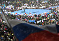 Премьер-министр РФ Владимир Путин выступает на митинге Защитим страну! в спорткомплексе Лужники Премьер-министр РФ Владимир Путин выступает на митинге Защитим страну! в спорткомплексе Лужники