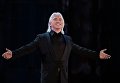 Оперный певец Дмитрий Хворостовский выступает на концерте Оперный бал, посвященный 75-летнему юбилею Е. Образцовой Оперный певец Дмитрий Хворостовский выступает на концерте Оперный бал, посвященный 75-летнему юбилею Е. Образцовой