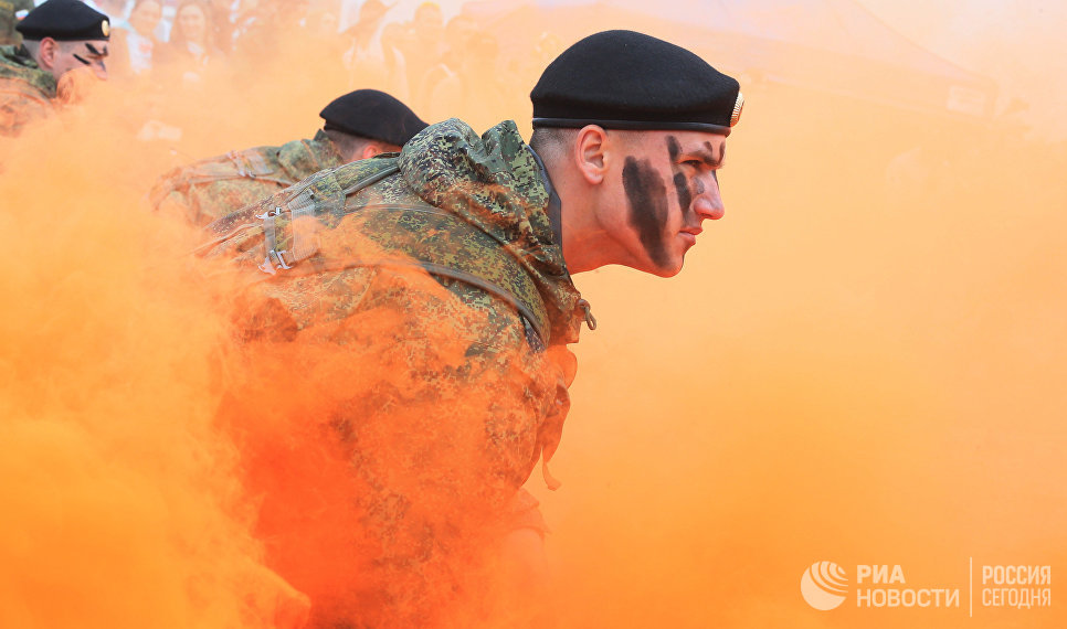 Показательные выступления морских пехотинцев Балтийского Флота на воинском полигоне ЗВО Хмелевка Показательные выступления морских пехотинцев Балтийского Флота на воинском полигоне ЗВО Хмелевка