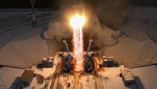 Старт ракеты-носителя Союз-2.1б с космическим аппаратом Метеор №2-1 с космодрома Восточный. 28 ноября 2017 Старт ракеты-носителя Союз-2.1б с космическим аппаратом Метеор №2-1 с космодрома Восточный. 28 ноября 2017