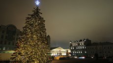 Новогодняя иллюминация. Архивное фото Новогодняя иллюминация. Архивное фото