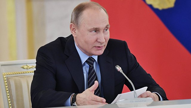 Путин пошутил над отсутствующими на совещании Совета по культуре Путин пошутил над отсутствующими на совещании Совета по культуре