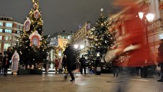 Новогодние елки. Архивное фото Новогодние елки. Архивное фото