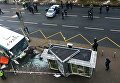 Пассажирский автобус въехал в остановку на Сходненской улице в Москве. 29 декабря 2017 Пассажирский автобус въехал в остановку на Сходненской улице в Москве. 29 декабря 2017