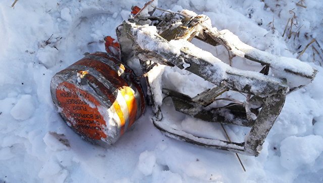 Один из бортовых аварийных самописцев, найденный на месте крушения самолета Ан-148 авиакомпании Саратовские авиалинии