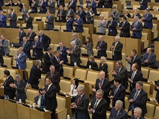 Депутаты на пленарном заседании Государственной Думы РФ Депутаты на пленарном заседании Государственной Думы РФ