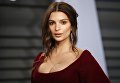 Американская модель Эмили Ратайковски на Vanity Fair Oscar Party. 4 марта 2018 года Американская модель Эмили Ратайковски на Vanity Fair Oscar Party. 4 марта 2018 года