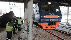 Возле станции Маленковская электропоезд сообщением Фрязино - Москва столкнулся с трактором. 14 марта 2018 Возле станции Маленковская электропоезд сообщением Фрязино - Москва столкнулся с трактором. 14 марта 2018