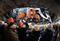Ракета-носитель с транспортным пилотируемым кораблем Союз МС-08 во время установки на стартовый комплекс космодрома Байконур Ракета-носитель с транспортным пилотируемым кораблем Союз МС-08 во время установки на стартовый комплекс космодрома Байконур