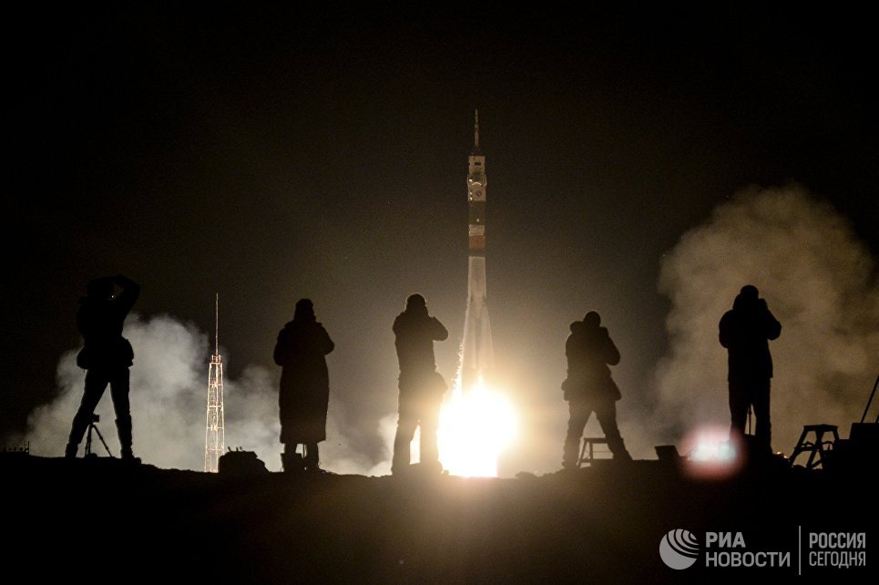 Пуск ракеты-носителя Союз-ФГ с кораблем Союз МС-08 на космодроме Байконур Пуск ракеты-носителя Союз-ФГ с кораблем Союз МС-08 на космодроме Байконур