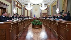 Дмитрий Медведев проводит совещание с членами кабинета министров РФ в Доме правительства РФ. 29 марта 2018 Дмитрий Медведев проводит совещание с членами кабинета министров РФ в Доме правительства РФ. 29 марта 2018