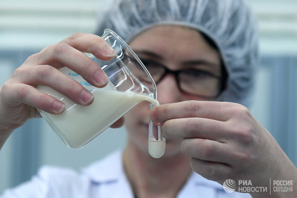 Все свое: Россия резко снизила импорт сахара, молока и мяса 