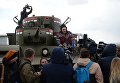 Журналисты у копии советского многобашенного тяжёлого танка Т-35, воссозданного специалистами участка ремонта и реставрации военной техники АО Уралэлектромедь в Екатеринбурге Журналисты у копии советского многобашенного тяжёлого танка Т-35, воссозданного специалистами участка ремонта и реставрации военной техники АО Уралэлектромедь в Екатеринбурге
