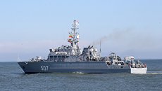 Минный тральщик Александр Обухов во время выхода кораблей Балтийского флота в море в рамках российско-белорусских стратегических учений Запад-2017 Минный тральщик Александр Обухов во время выхода кораблей Балтийского флота в море в рамках российско-белорусских стратегических учений Запад-2017