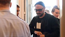 Режиссер, художественный руководитель театра Гоголь-центр Кирилл Серебренников в Московском городском суде. Архивное фото Режиссер, художественный руководитель театра Гоголь-центр Кирилл Серебренников в Московском городском суде. Архивное фото