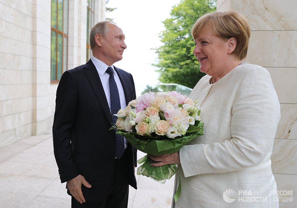 Фото ангелы меркель и путина