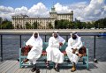 Гости на открытии павильона Мажлис Катар на Пушкинской набережной в Центральном парке культуры и отдыха имени Горького в Москве Гости на открытии павильона Мажлис Катар на Пушкинской набережной в Центральном парке культуры и отдыха имени Горького в Москве