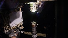 Грузовой корабль Прогресс МС-09 успешно пристыковался к Международной космической станции. Архивное фото Грузовой корабль Прогресс МС-09 успешно пристыковался к Международной космической станции. Архивное фото