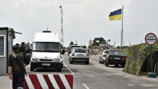 Автомобильный пункт пропуска Джанкой на российско-украинской границе. Архивное фото Автомобильный пункт пропуска Джанкой на российско-украинской границе. Архивное фото