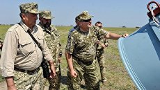 Александр Турчинов во время испытаний украинской крылатой ракеты Александр Турчинов во время испытаний украинской крылатой ракеты