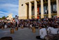 Участники открытого перформанса мастерской Дмитрия Брусникина Лес, проходящего в рамках открытия XX Международного фестиваля современного танца Open Look в Санкт-Петербурге Участники открытого перформанса мастерской Дмитрия Брусникина Лес, проходящего в рамках открытия XX Международного фестиваля современного танца Open Look в Санкт-Петербурге