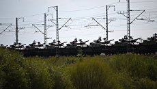 Эшелоны с военнослужащими и военной техникой армии Китая, которые примут участие в военных учениях Восток-2018 Эшелоны с военнослужащими и военной техникой армии Китая, которые примут участие в военных учениях Восток-2018