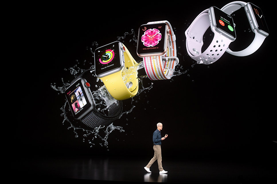Генеральный директор Apple Тим Кук выступает во время презентации Apple в Купертино, Калифорния. 12 сентября 2018 года Генеральный директор Apple Тим Кук выступает во время презентации Apple в Купертино, Калифорния. 12 сентября 2018 года