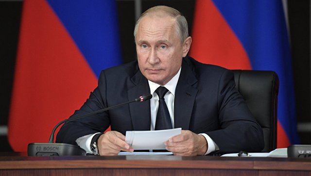 Путин поручил продлить надзорные каникулы для малого бизнеса 