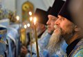 Священнослужители во время богослужения в Свято-Духовом кафедральном соборе в Минске Священнослужители во время богослужения в Свято-Духовом кафедральном соборе в Минске