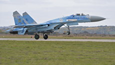 Украинский истребитель Су-27. Архивное фото Украинский истребитель Су-27. Архивное фото