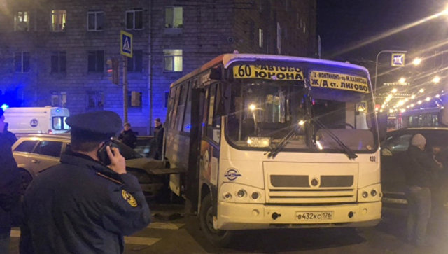 Пострадавшие в ДТП с автобусом в Петербурге получат страховые выплаты 