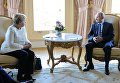 Президент РФ Владимир Путин и канцлер Германии Ангела Меркель во время встречи. 27 октября 2018 Президент РФ Владимир Путин и канцлер Германии Ангела Меркель во время встречи. 27 октября 2018