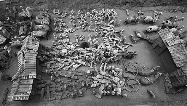 Археологи нашли в Китае мини-версию легендарной Терракотовой армии 