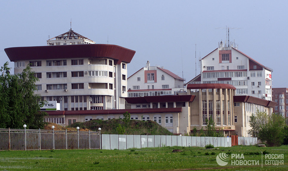"Боимся выйти ": почему в Тольятти не могут найти маньяка, режущего девушек 