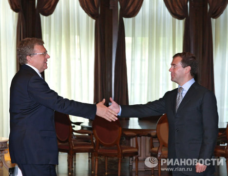 Президент РФ Д.Медведев провел встречу с министром финансов РФ А.Кудриным Президент РФ Д.Медведев провел встречу с министром финансов РФ А.Кудриным